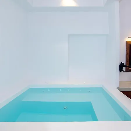 Santorini Rooftop Hot Tub Suite With Panoramic Views Akrotiri  Exterior photo
