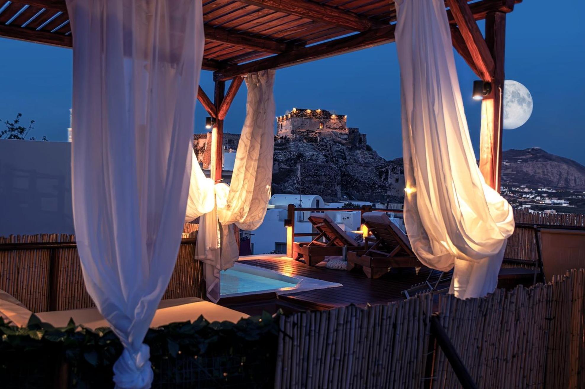 Villa Santorini Rooftop Hot Tub With Panoramic Views