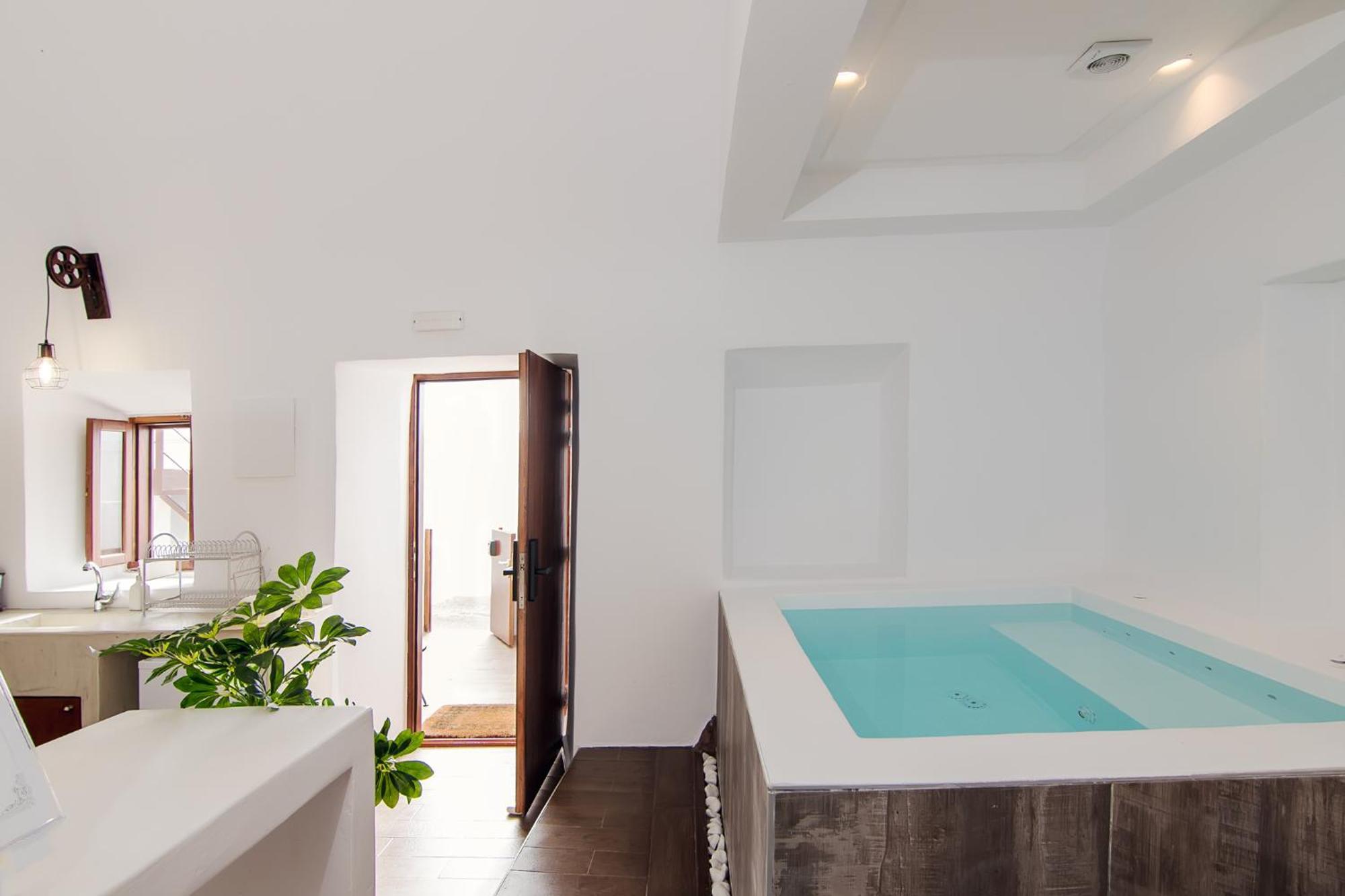 Villa Santorini Rooftop Hot Tub With Panoramic Views *
