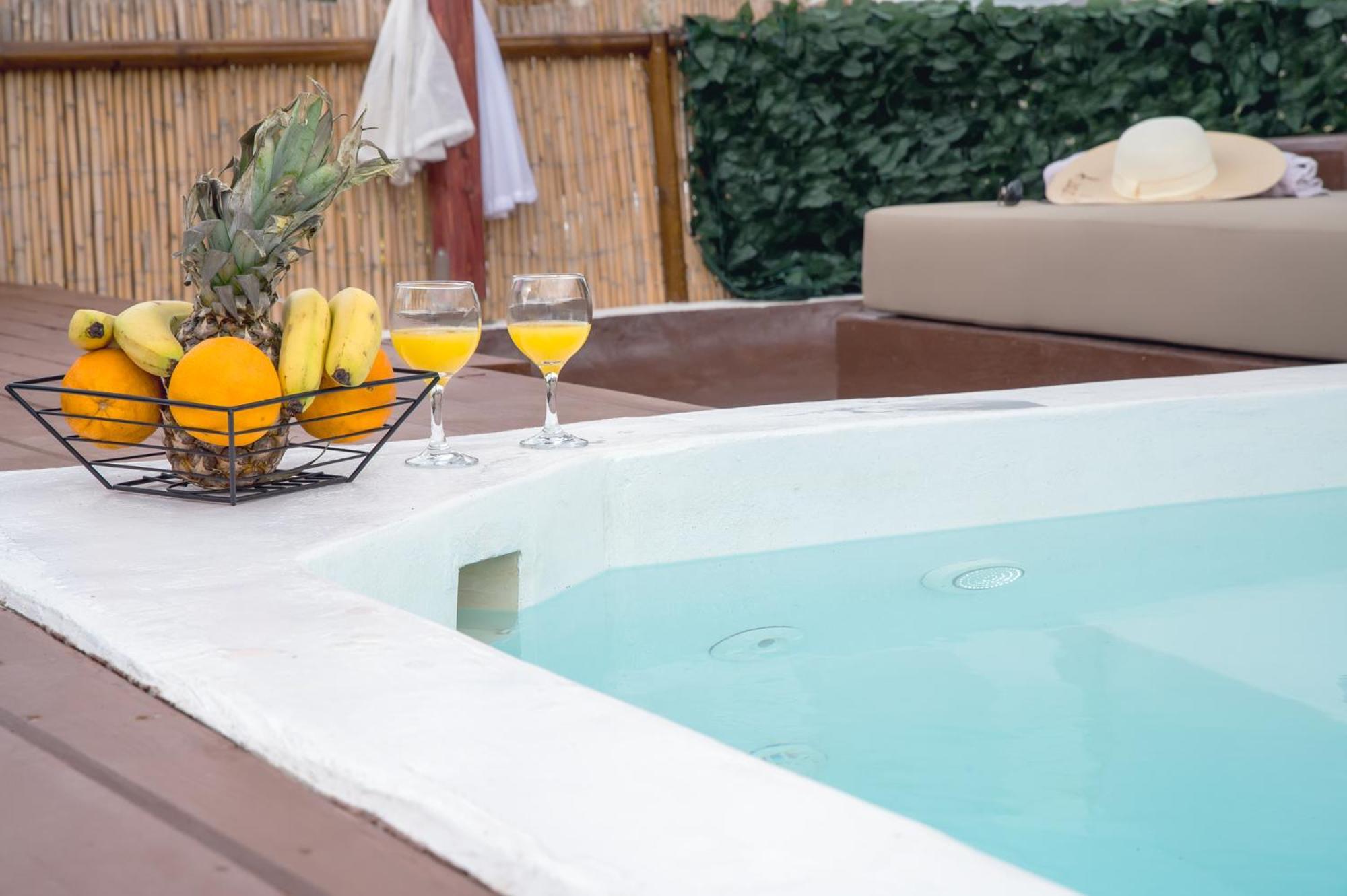 Villa Santorini Rooftop Hot Tub With Panoramic Views