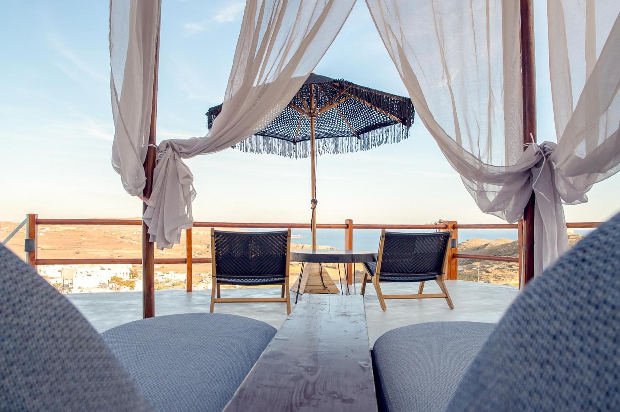 Santorini Rooftop Hot Tub With Panoramic Views Willa